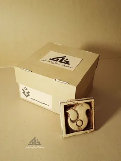 سفال برجسته قالبی  «طرح ایرانی»50*50 سانتی متر(یک چهارم متر مربع) 14 قطعه